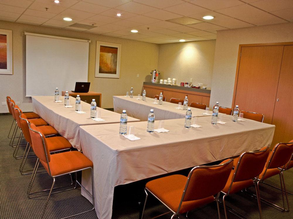City Express By Marriott Saltillo Norte Екстер'єр фото