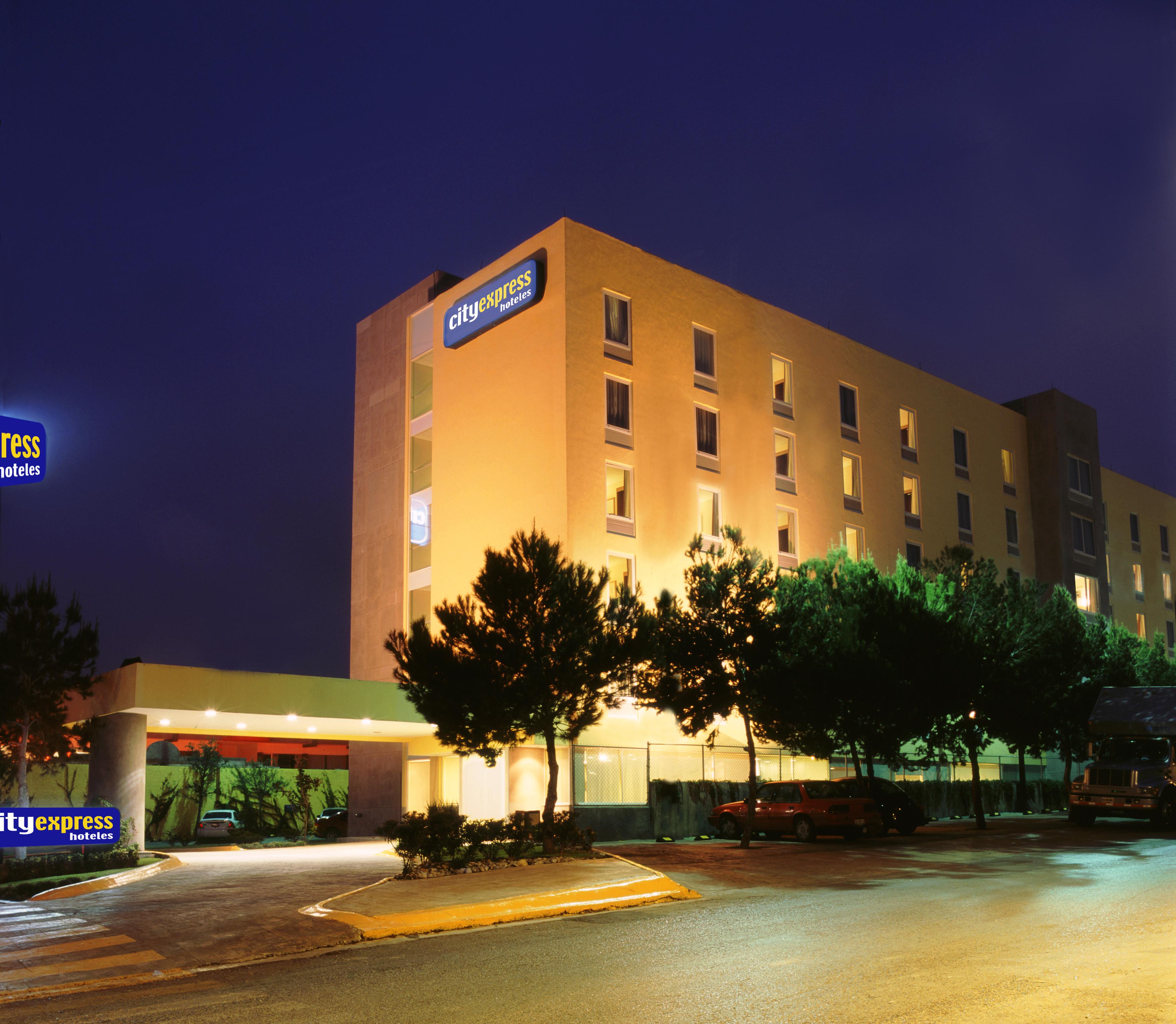 City Express By Marriott Saltillo Norte Екстер'єр фото