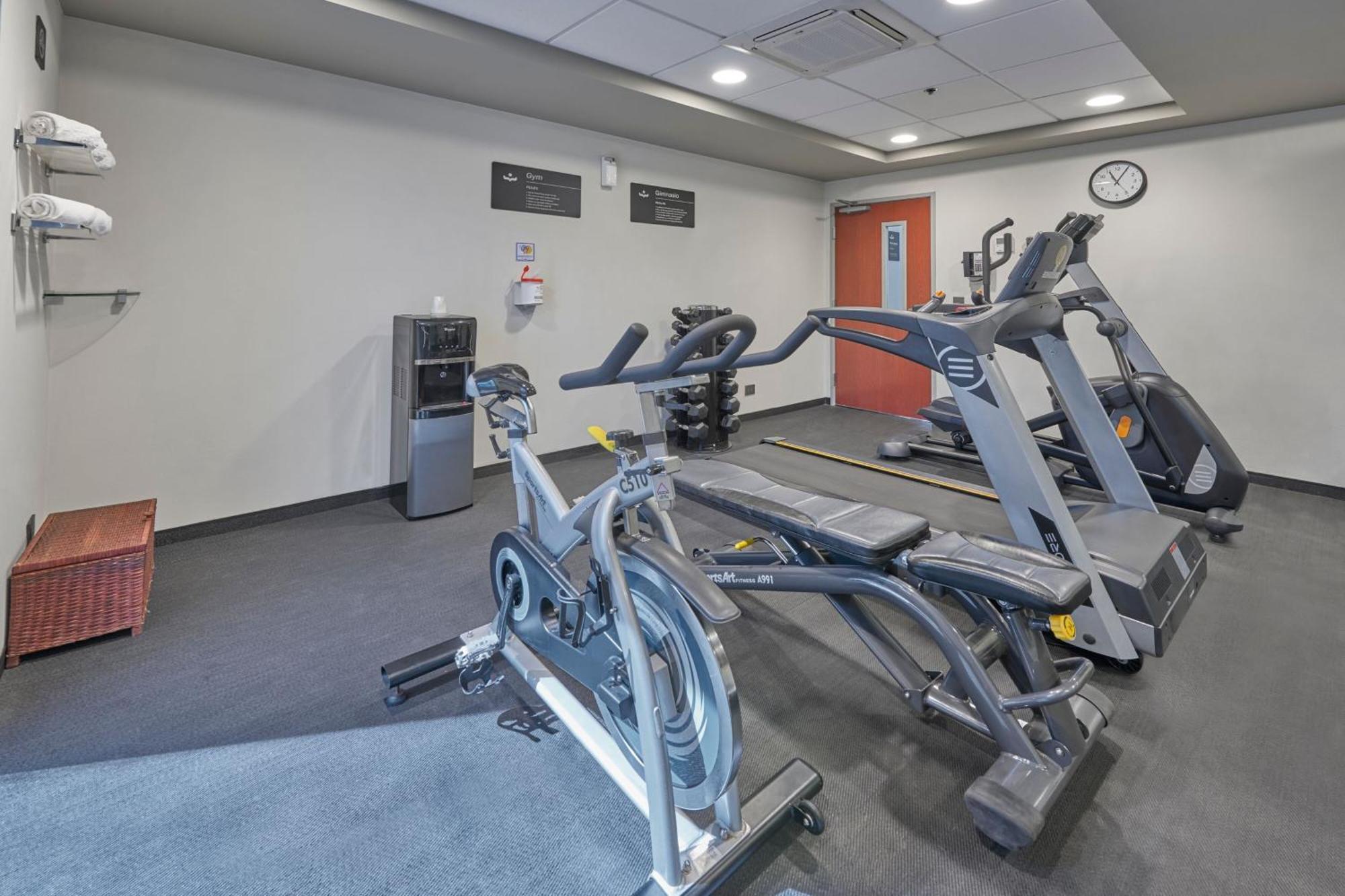 City Express By Marriott Saltillo Norte Екстер'єр фото