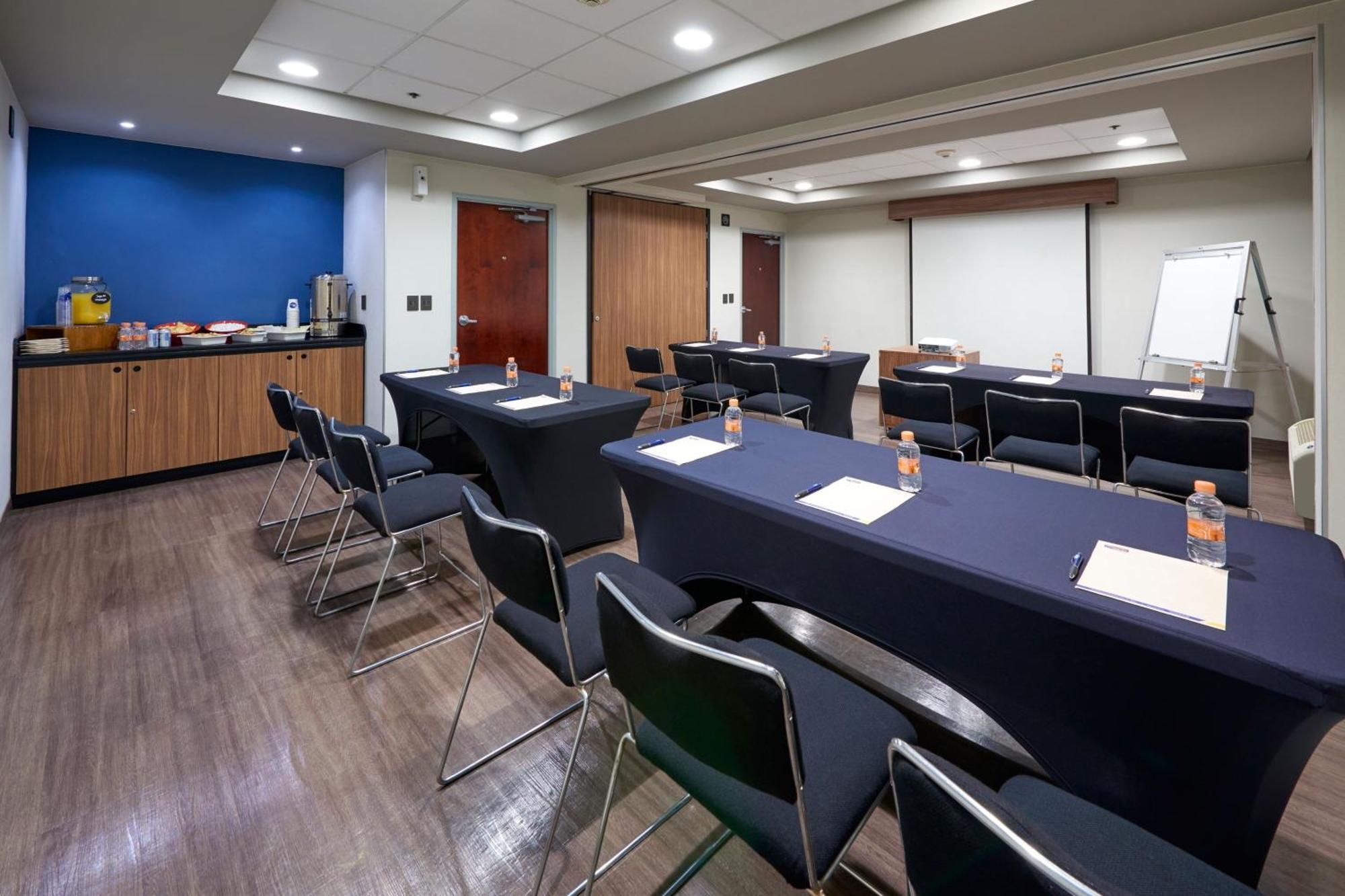City Express By Marriott Saltillo Norte Екстер'єр фото
