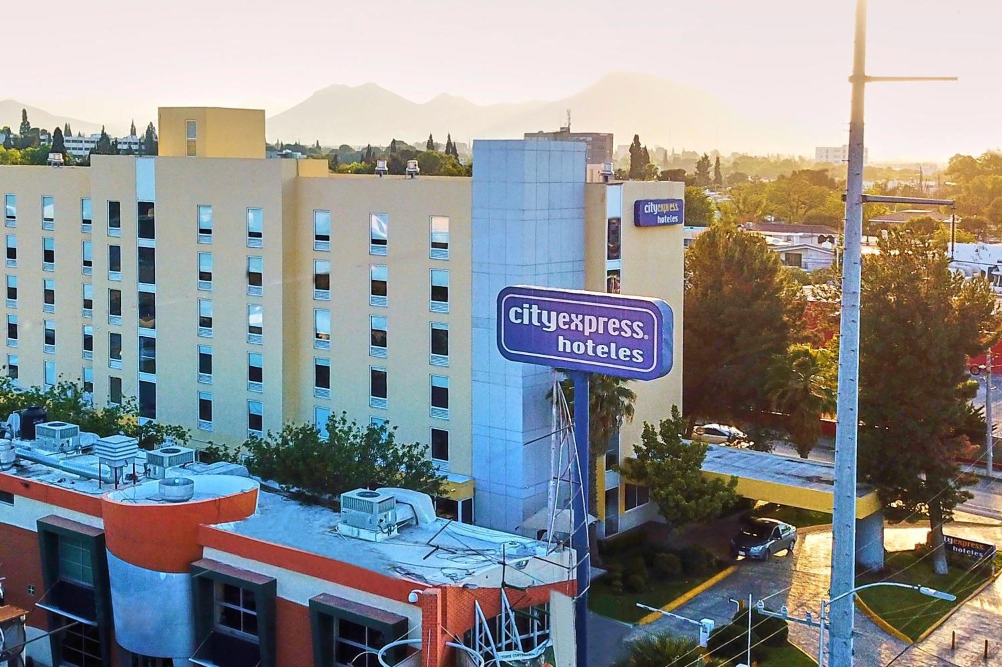 City Express By Marriott Saltillo Norte Екстер'єр фото