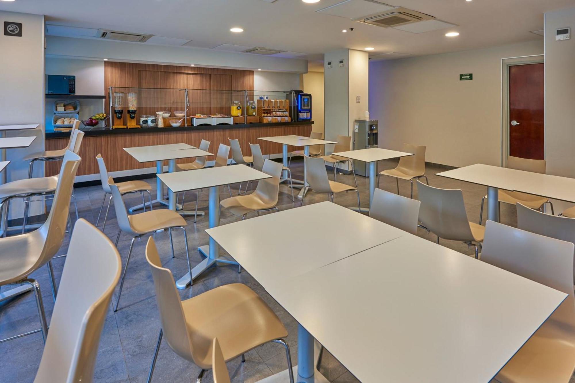 City Express By Marriott Saltillo Norte Екстер'єр фото