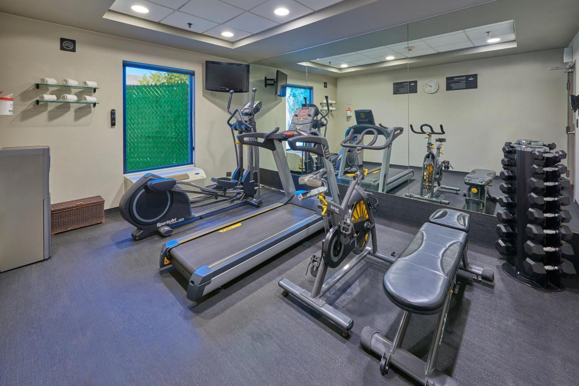 City Express By Marriott Saltillo Norte Екстер'єр фото