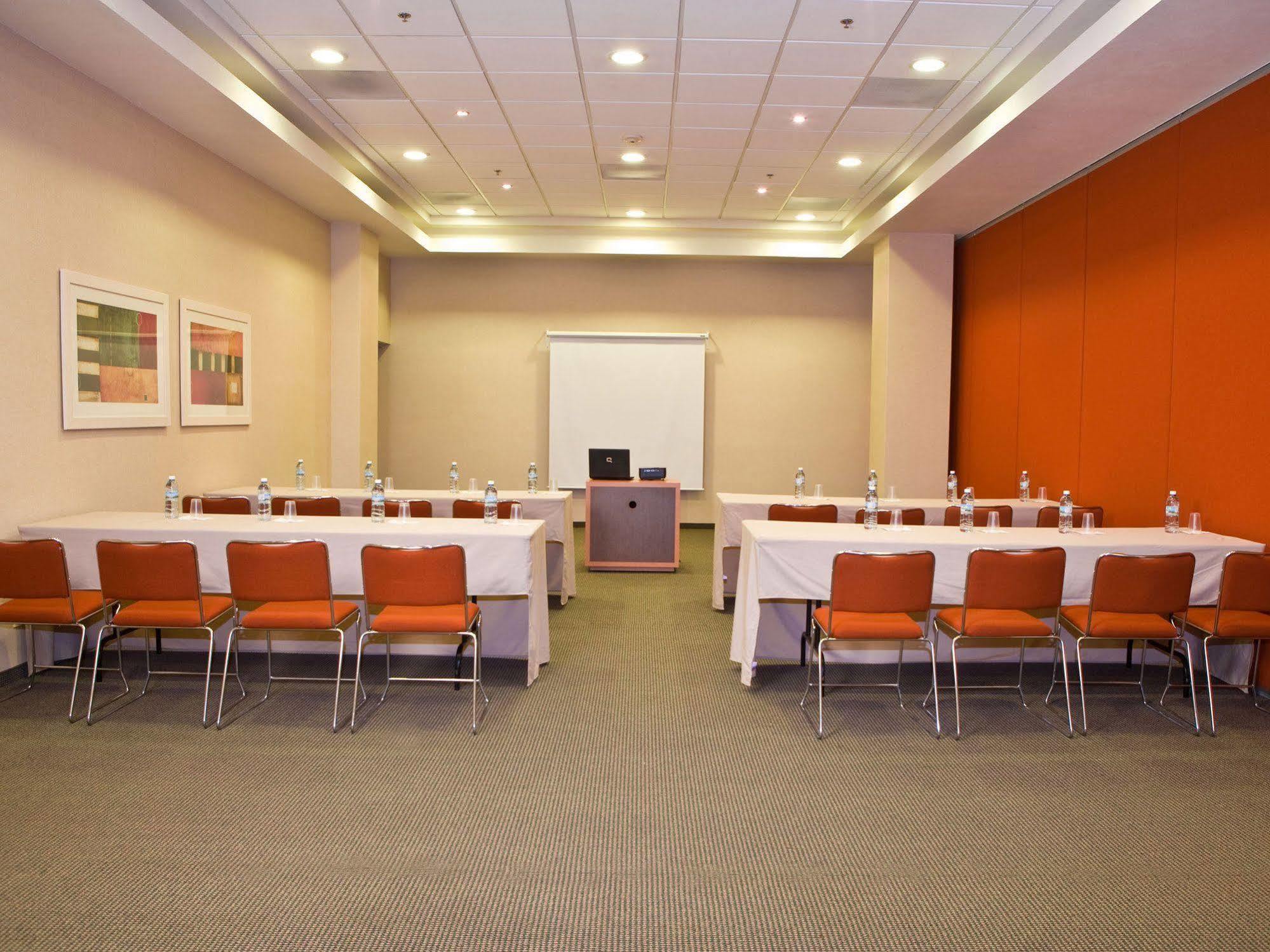 City Express By Marriott Saltillo Norte Екстер'єр фото